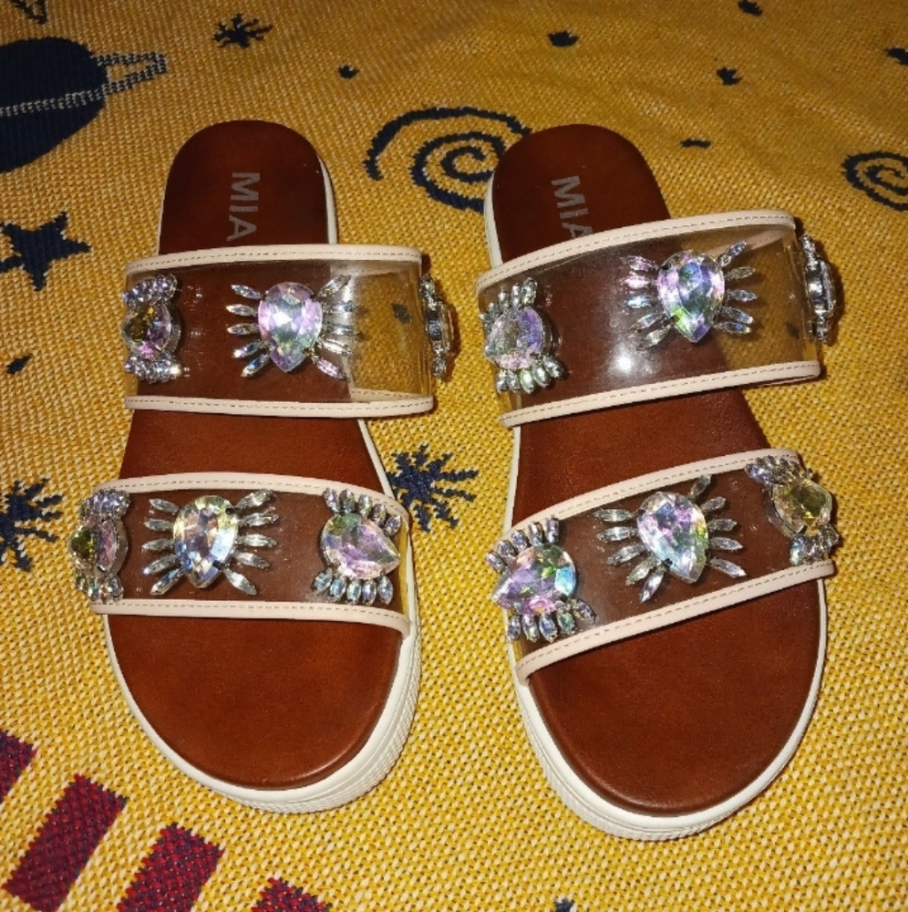 MIA sandals